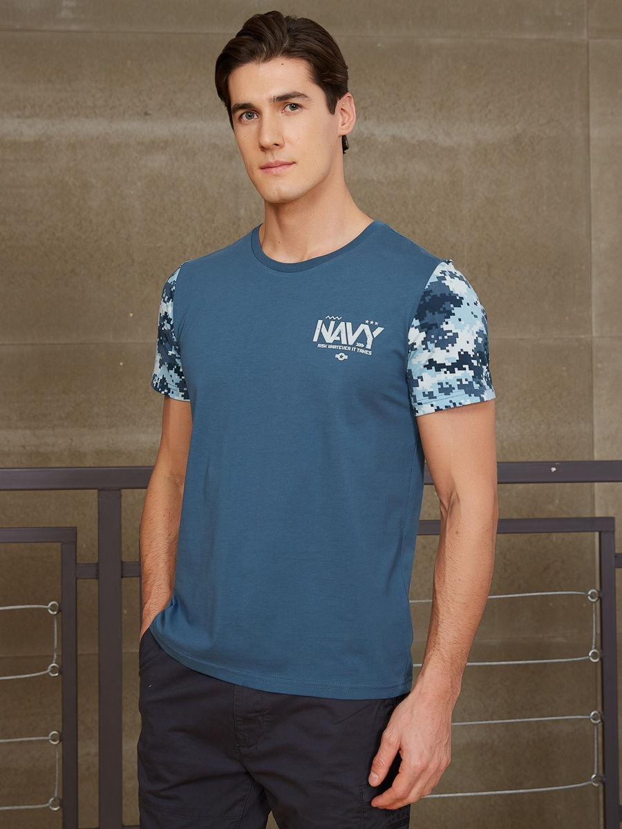 223 Футболка мужская