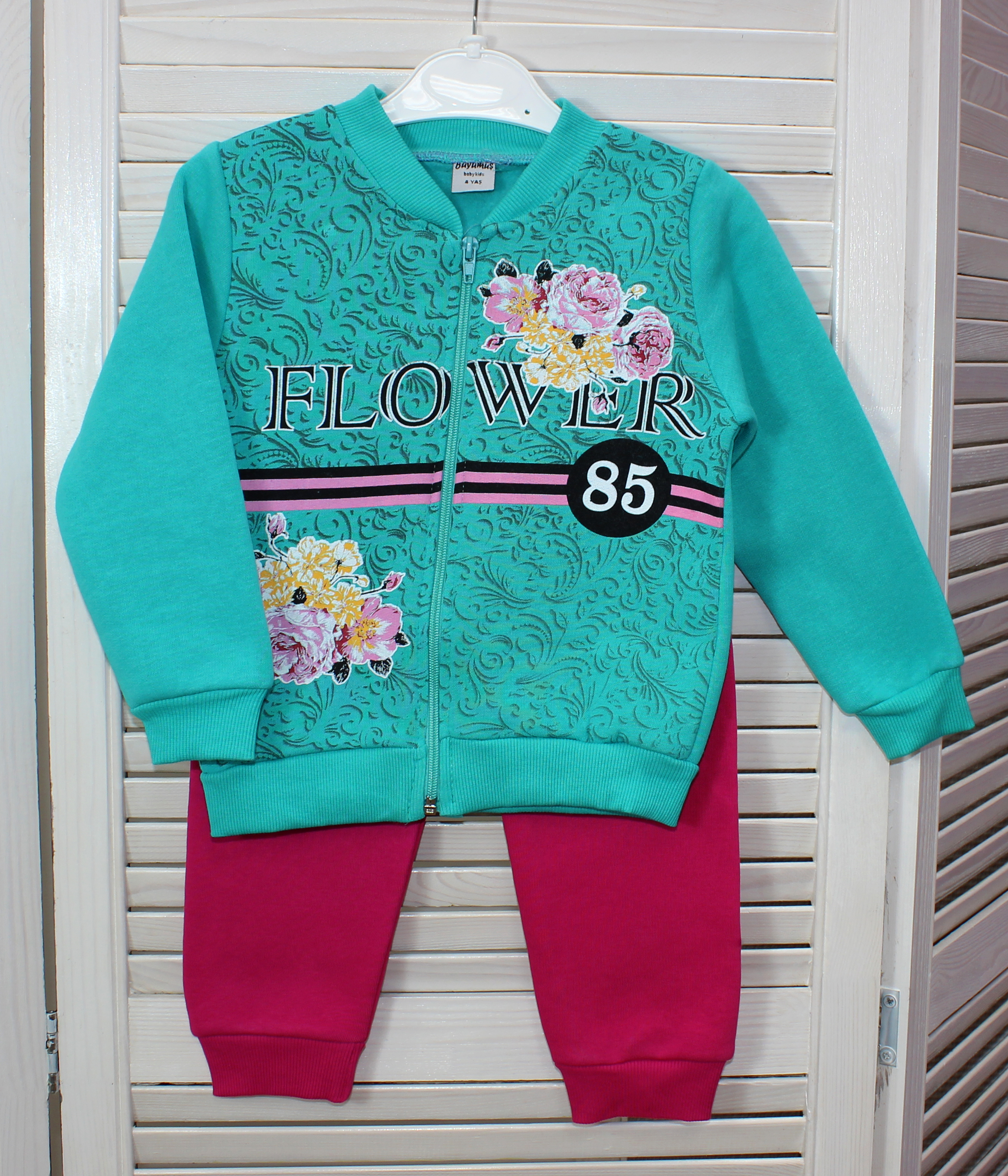 модная детская одежда 2504 костюм для девочки начес