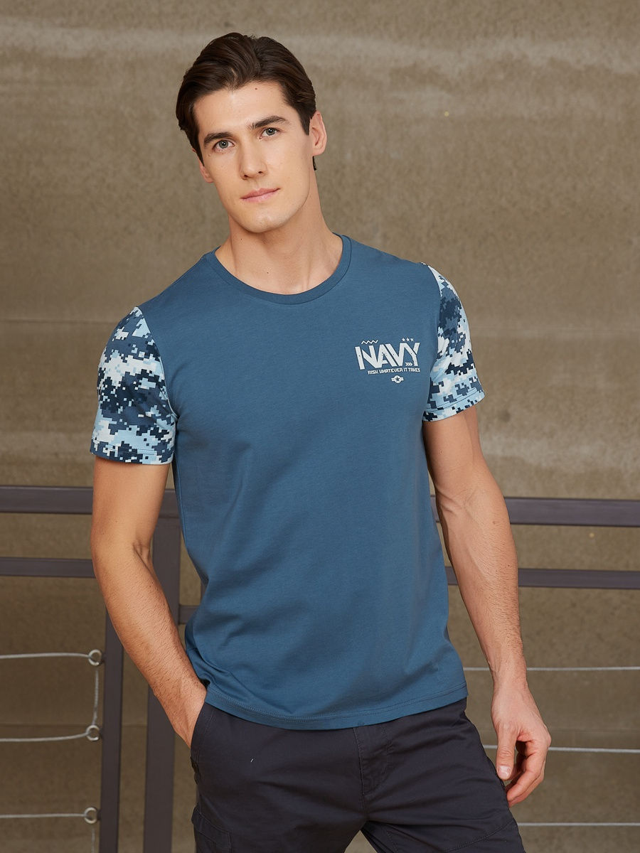 223 Футболка мужская