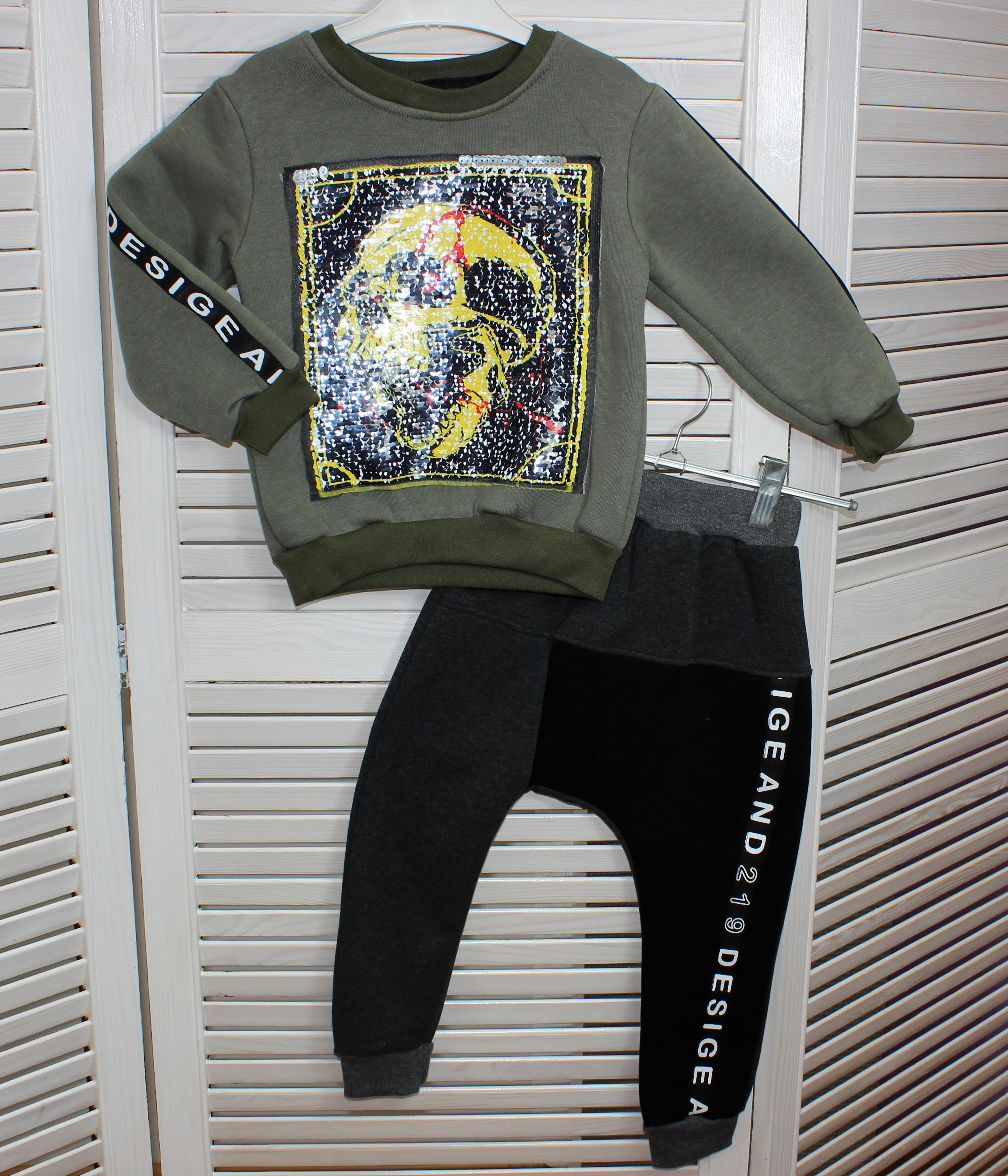 2430 Костюм для мальчика начес