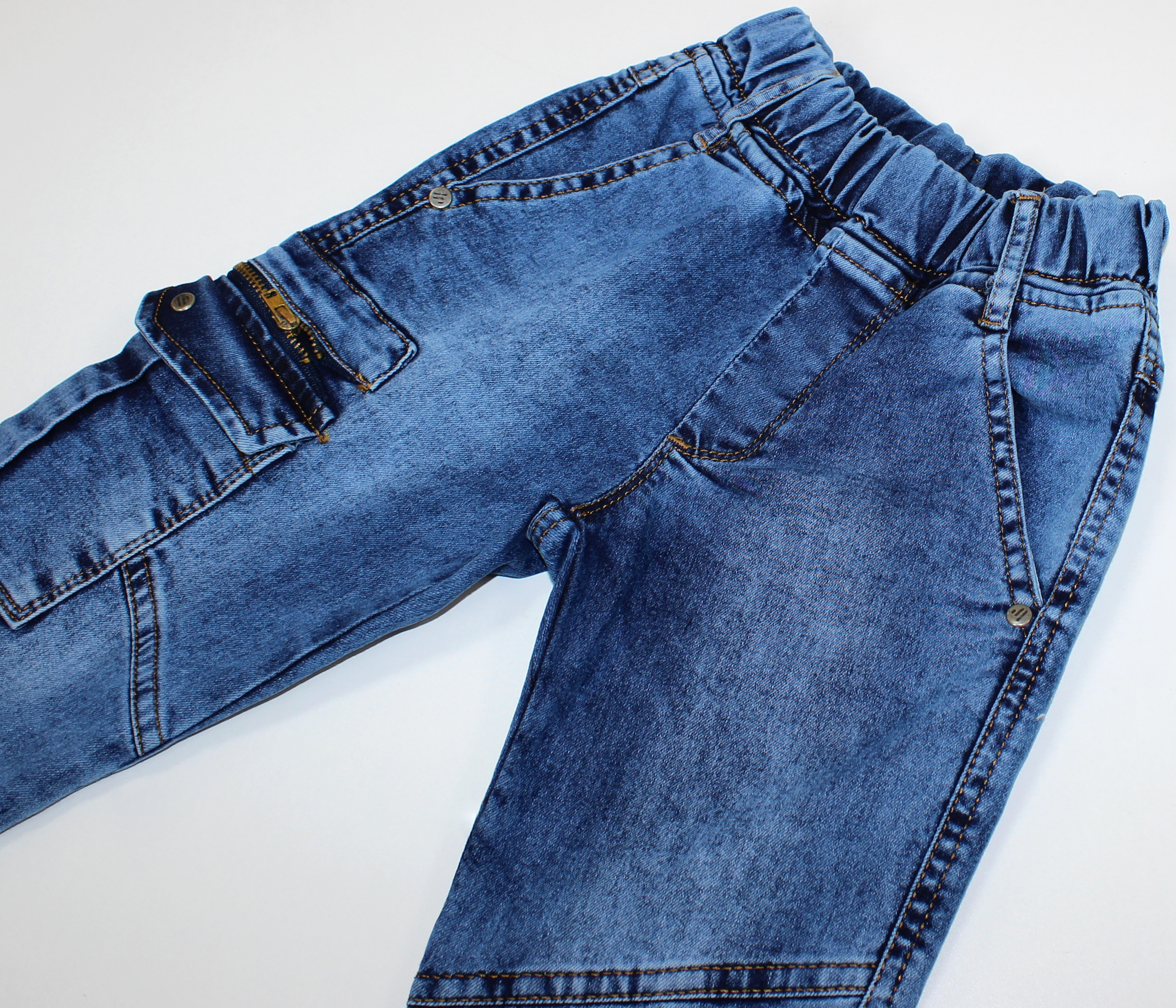 17053 Джинсы для мальчика