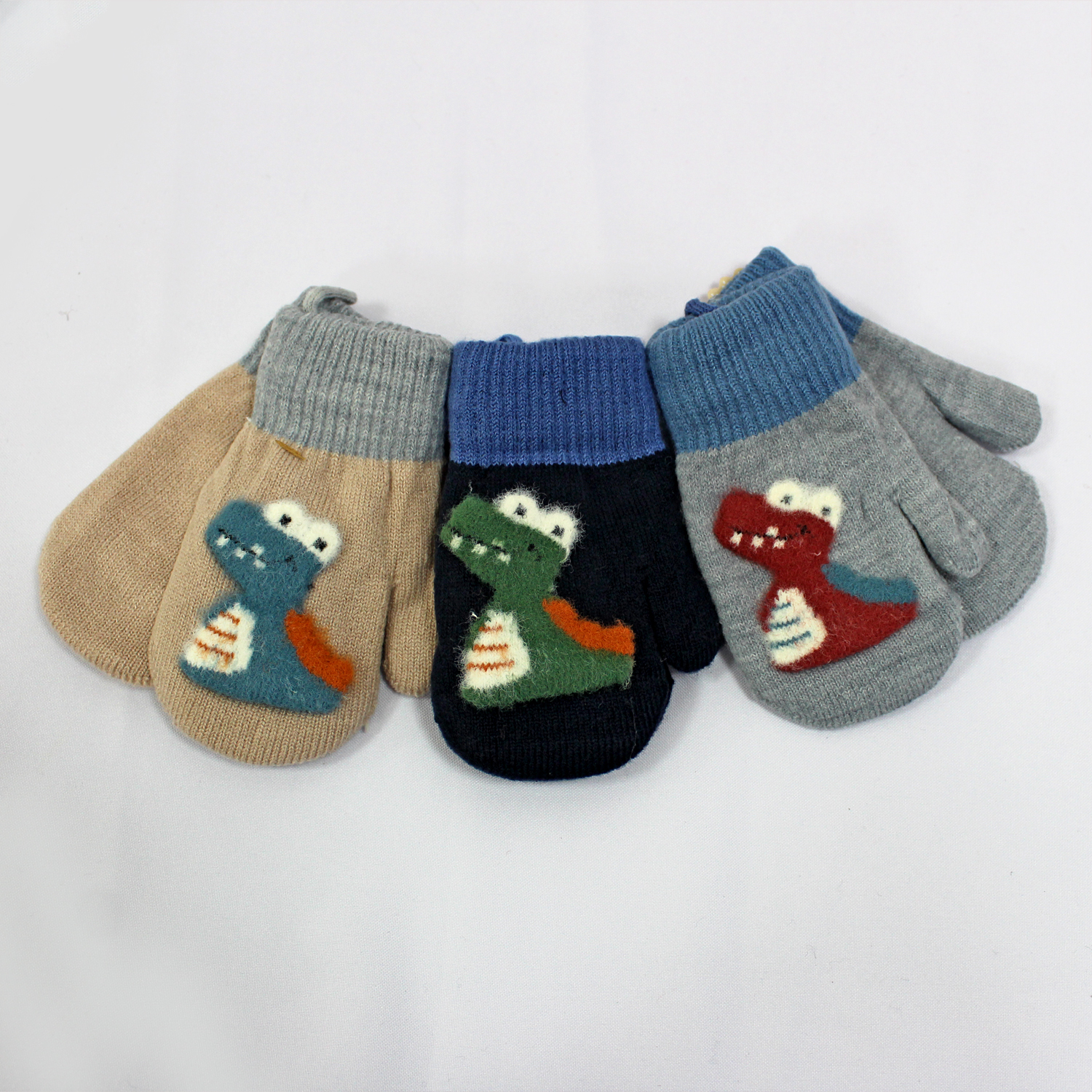 860 Варежки детские