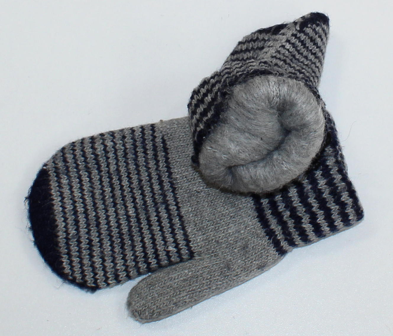 819 Варежки детские